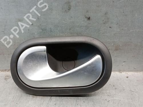 Used Front left interior door handle RENAULT CLIO III (BR0/1, CR0/1) 1.4 16V (98 hp) 25244036