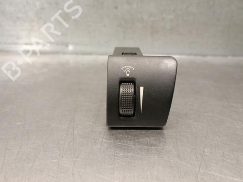 Used Headlight switch Headlight switch DAEWOO NUBIRA Estate (J150) 1.6 16V (106 hp) 40009845 40009845