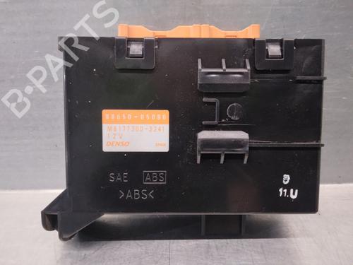 Used Electronic module TOYOTA AVENSIS (_T22_) 2.0 i (ST220_, ST220R) (128 hp) 13895948