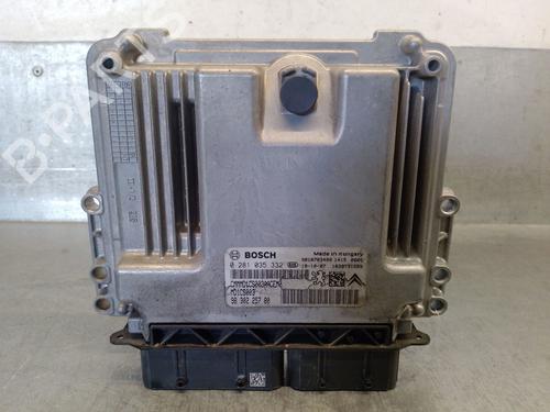 Used Engine control unit (ECU) PEUGEOT 2008 I (CU_) 1.5 BlueHDI 100 (102 hp) 32388645