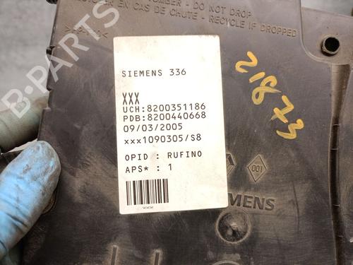 Fuse box RENAULT MEGANE II Estate (KM0/1_) 1.9 dCi (KMRG, KM1G, KM0G, KM2C) | BP23053761E1