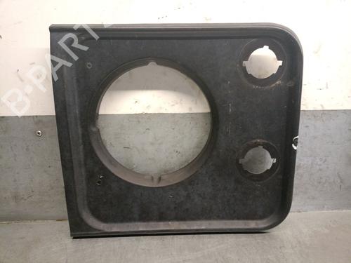 Used Headlight eyebrow LAND ROVER DEFENDER Station Wagon (L316) 2.5 TDI 4x4 (L316) (113 hp) 21581579