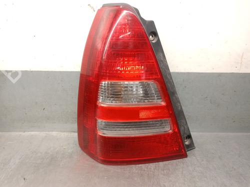 Feu arrière gauche SUBARU FORESTER (SG_) 2.0 AWD (SG5) (125 hp) 32122240