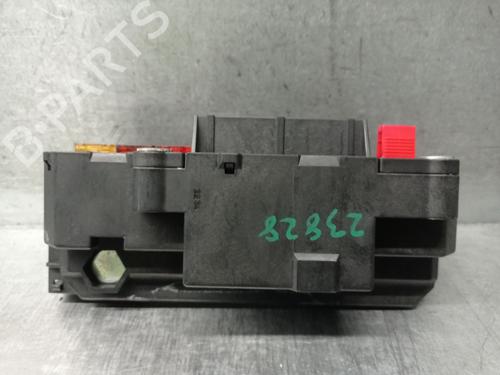 Caja reles / fusibles BMW 7 (E65, E66, E67) 730 d | BP30441521E1