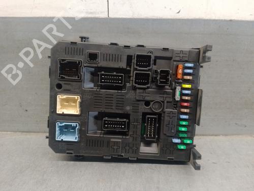 Used Fuse box Fuse box PEUGEOT 308 I (4A_, 4C_) 1.6 16V (120 hp) 27460556 27460556