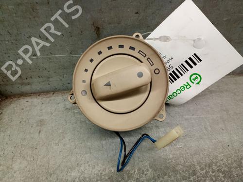 Used Switch Switch AUDI A4 B6 (8E2) 1.9 TDI (130 hp) 33816519 33816519