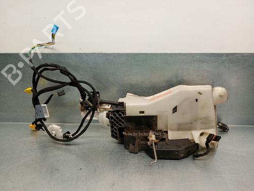 Used Front left lock MERCEDES-BENZ S-CLASS (W220) S 500 (220.075, 220.175, 220.875) (306 hp) 28184389