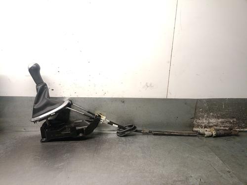 Used Gear lever NISSAN JUKE (F15) 1.6 (113 hp) 30330481