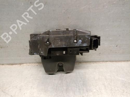Used Tailgate lock OPEL CORSA F (P2JO) 1.2 (68) (101 hp) 28413092