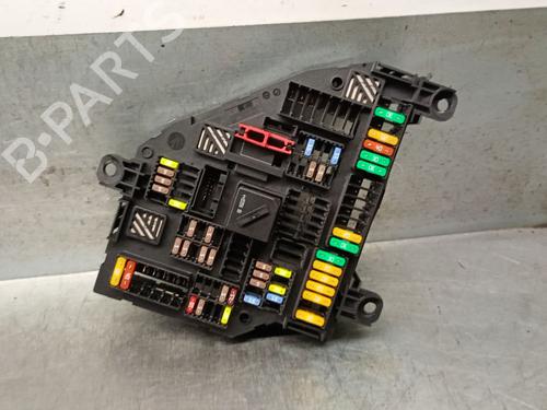 Used Fuse box BMW X3 (F25) xDrive 20 d (190 hp) 28306019