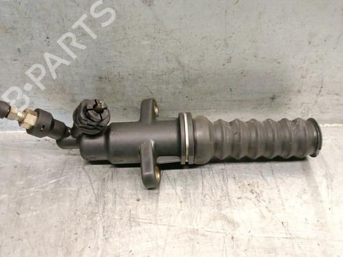 Used Clutch slave cylinder PEUGEOT 406 (8B) 1.8 16V (116 hp) 26146038