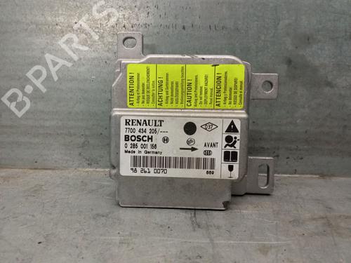Used ECU airbags RENAULT CLIO II (BB_, CB_) 1.2 (BB0A, BB0F, BB10, BB1K, BB28, BB2D, BB2H, CB0A,... (58 hp) 23963654