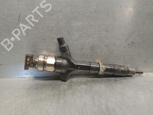 Used Injector TOYOTA AVENSIS (_T25_) 2.0 D-4D (CDT250_, CDT250R) (116 hp) 13611414
