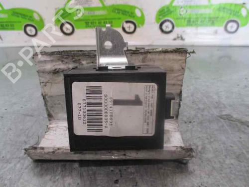 Used Comfort control module TOYOTA YARIS (_P9_) 1.0 VVT-i (KSP90_, KSP90R) (69 hp) 2332831