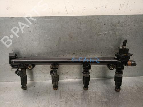 Used Injection rail Injection rail 31590560 31590560