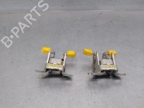 Used Hinge/Door check strap Hinge/Door check strap 19095590 19095590
