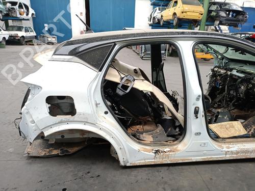 Sidevegg høyre RENAULT CAPTUR II (HF_) TCe 155 (HFMN) (154 hp) 23426734