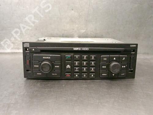 Used Radio Radio 37024818 37024818