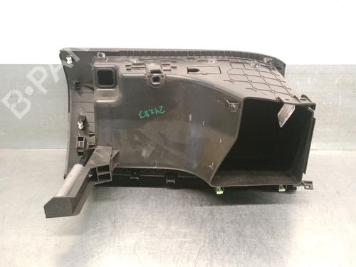 Glove box CITROËN DS5 2.0 BlueHDi 150 | BP31096546C95