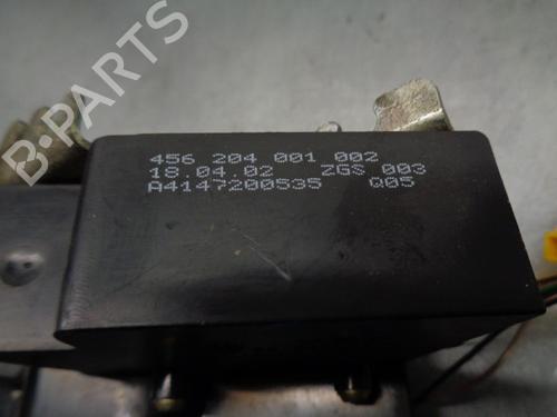 Front right lock MERCEDES-BENZ VANEO (414) 1.7 CDI (414.700) | BP9237619C97 