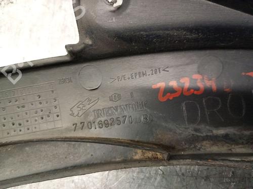 Front right wheel arch trim RENAULT MASTER II Bus (JD) 2.5 dCi | BP27693611C135 