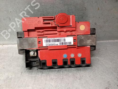 Used Fuse box BMW 3 (E90) 320 d (163 hp) 27554305