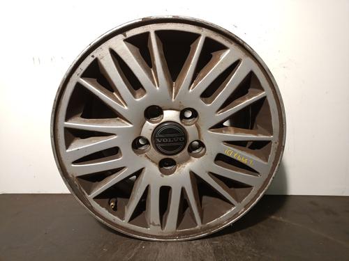 Używane Felga VOLVO V70 II (285) 2.4 (140 hp) 30835555