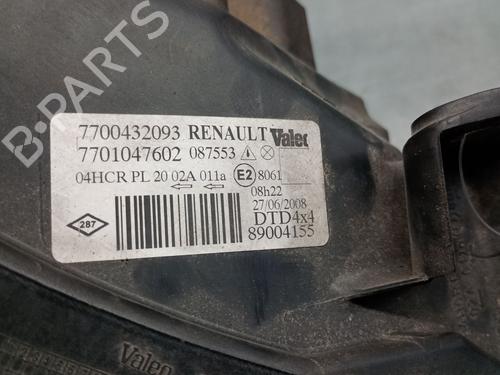 Lampa przednia prawa RENAULT SCÉNIC I MPV (JA0/1_, FA0_) 1.9 dCi RX4 | BP29935185C29
