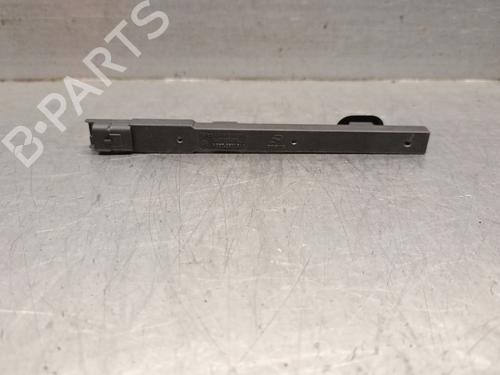 Antenne/Base OPEL CORSA F (P2JO) 1.2 (68) (101 hp) 28388962
