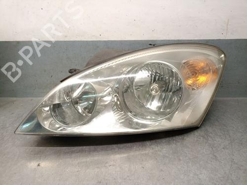 Used Left headlight KIA CEE'D Hatchback (ED) 1.6 CRDi 115 (115 hp) 32169208