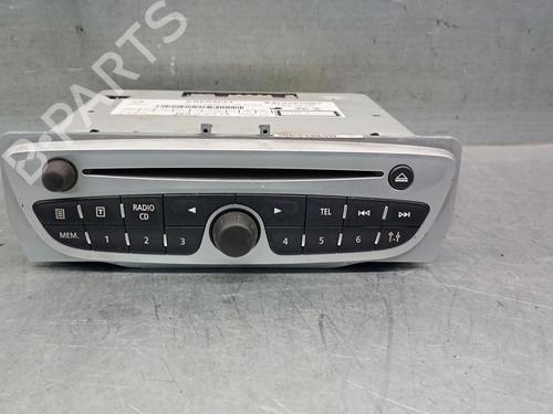 Used Radio RENAULT MEGANE III Grandtour (KZ0/1) 1.6 16V (KZ0U, KZ1B, KZ1U) (110 hp) 30589739