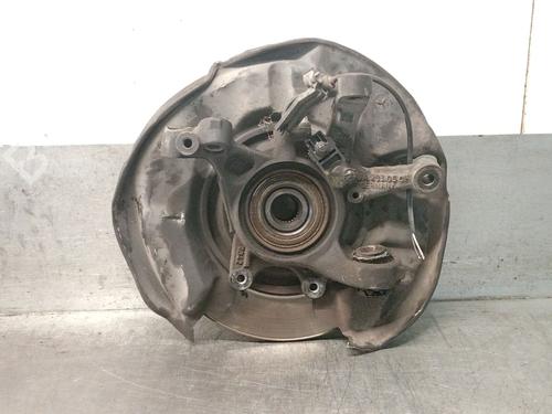 Used Left rear steering knuckle MERCEDES-BENZ C-CLASS (W203) C 220 CDI (203.006, 203.008) (143 hp) 29329963