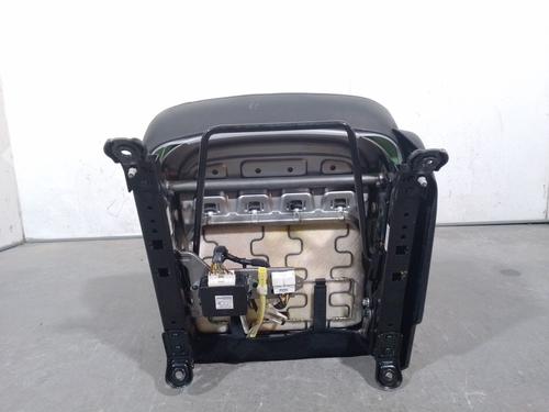 Left front seat SSANGYONG TIVOLI 1.6 XDi 160 | BP38988547C15  - Image 9