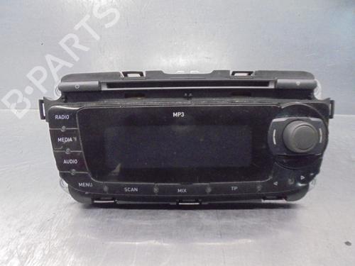Used Radio SEAT IBIZA IV (6J5, 6P1) 1.2 (70 hp) 16640262