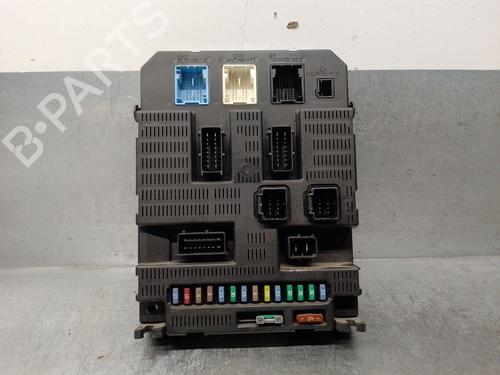 Used Fuse box CITROËN C4 I (LC_) 1.6 HDi (109 hp) 16136545