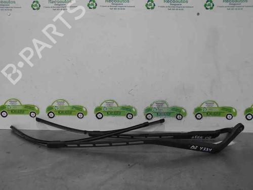 Used Front windshield wiper arm CITROËN C4 I (LC_) 2.0 16V (140 hp) 3470388