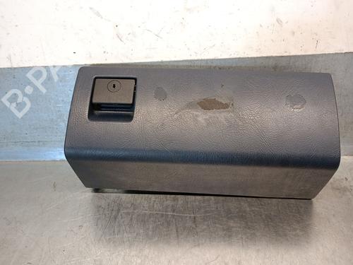 Used Glove box MERCEDES-BENZ C-CLASS (W202) C 180 (202.018) (122 hp) 28155555