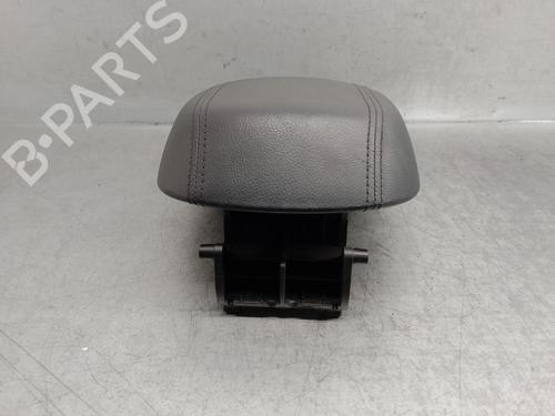 Armrest / Center console KIA SPORTAGE III (SL) 1.7 CRDi | BP16823212I20 