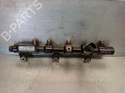 Used Injection rail KIA CARNIVAL II (GQ) 2.9 CRDi (144 hp) 18101718