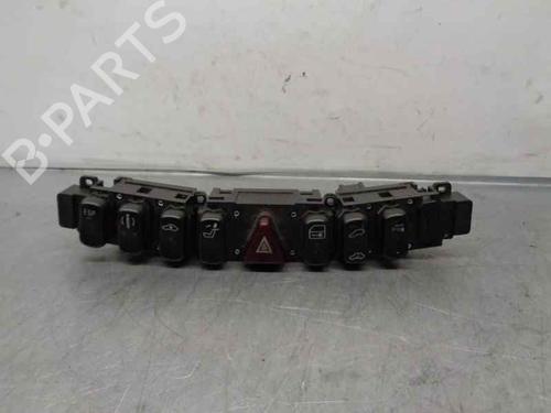 Used Warning switch MERCEDES-BENZ S-CLASS (W220) S 320 CDI (220.026, 220.126) (197 hp) 6874674