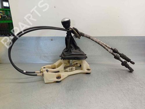 Used Gear lever HYUNDAI SONATA V (NF) 2.4 (162 hp) 13010115