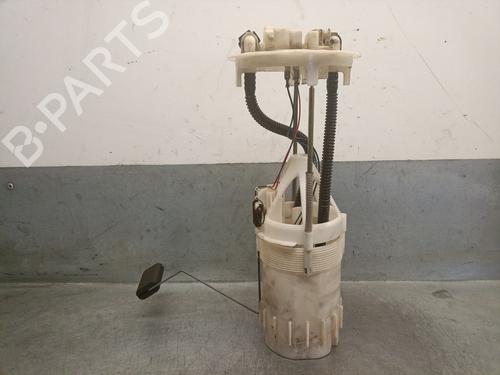 Used Fuel pump RENAULT MASTER II Van (FD) 2.5 dCi (120 hp) 20501337