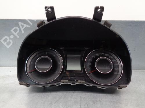 Used Instrument cluster HYUNDAI i40 I CW (VF) [2011-2019]  8411743