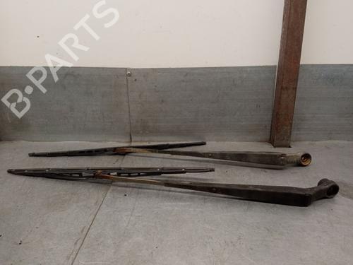 Used Front windshield wiper arm FORD RANGER (ET) 2.5 TDCi 4x4 (143 hp) 23963525