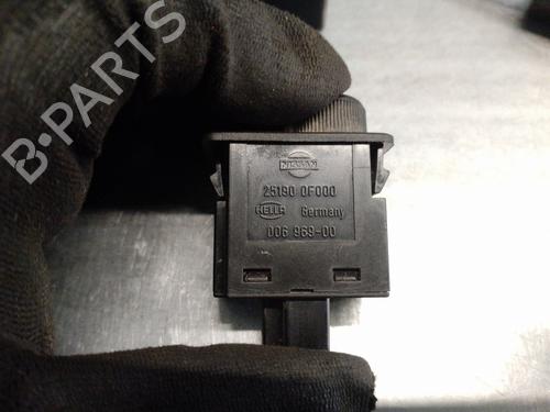 Headlight switch NISSAN TERRANO II (R20) 2.7 TDi 4WD | BP17438823I24 
