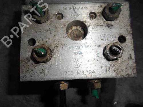 ABS pump RENAULT SCÉNIC I MPV (JA0/1_, FA0_) 1.9 dCi RX4 | BP2123961M43 