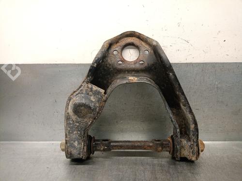 Querlenker links vorne für NISSAN TERRANO II (R20) 2.7 TD 4WD (101 hp) 22724470