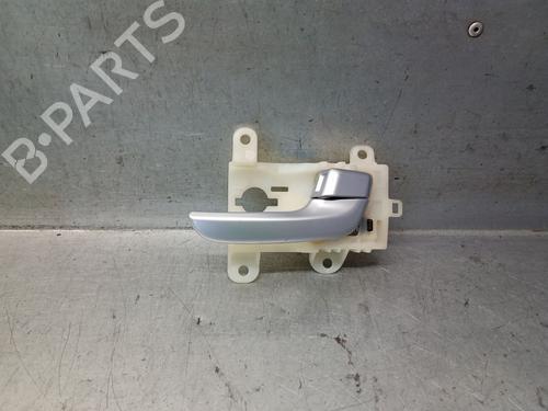 Used Rear right interior door handle Rear right interior door handle 26556447 26556447