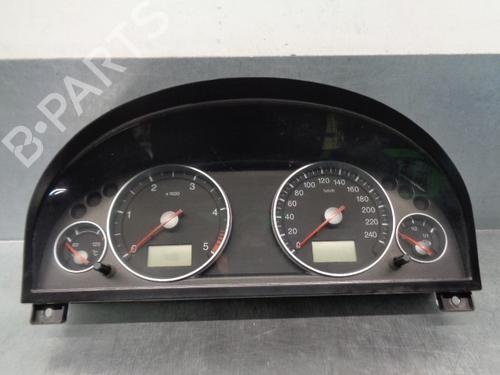 Used Instrument cluster FORD MONDEO III Saloon (B4Y) 2.0 TDCi (130 hp) 12237927