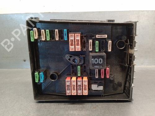 Used Fuse box SEAT ALTEA (5P1) 1.9 TDI (105 hp) 31680287
